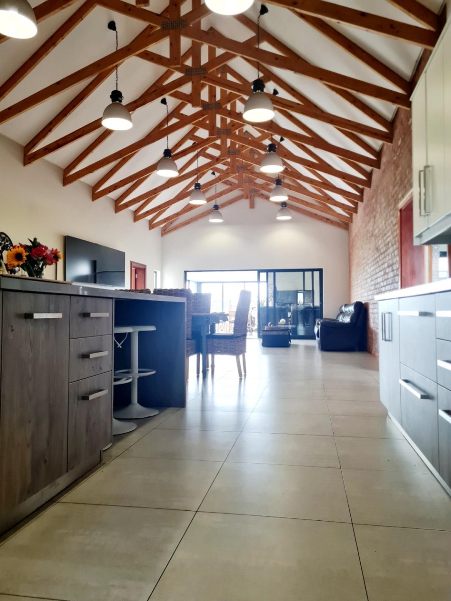 4 Bedroom Property for Sale in Heron Banks Golf Estate Free State
